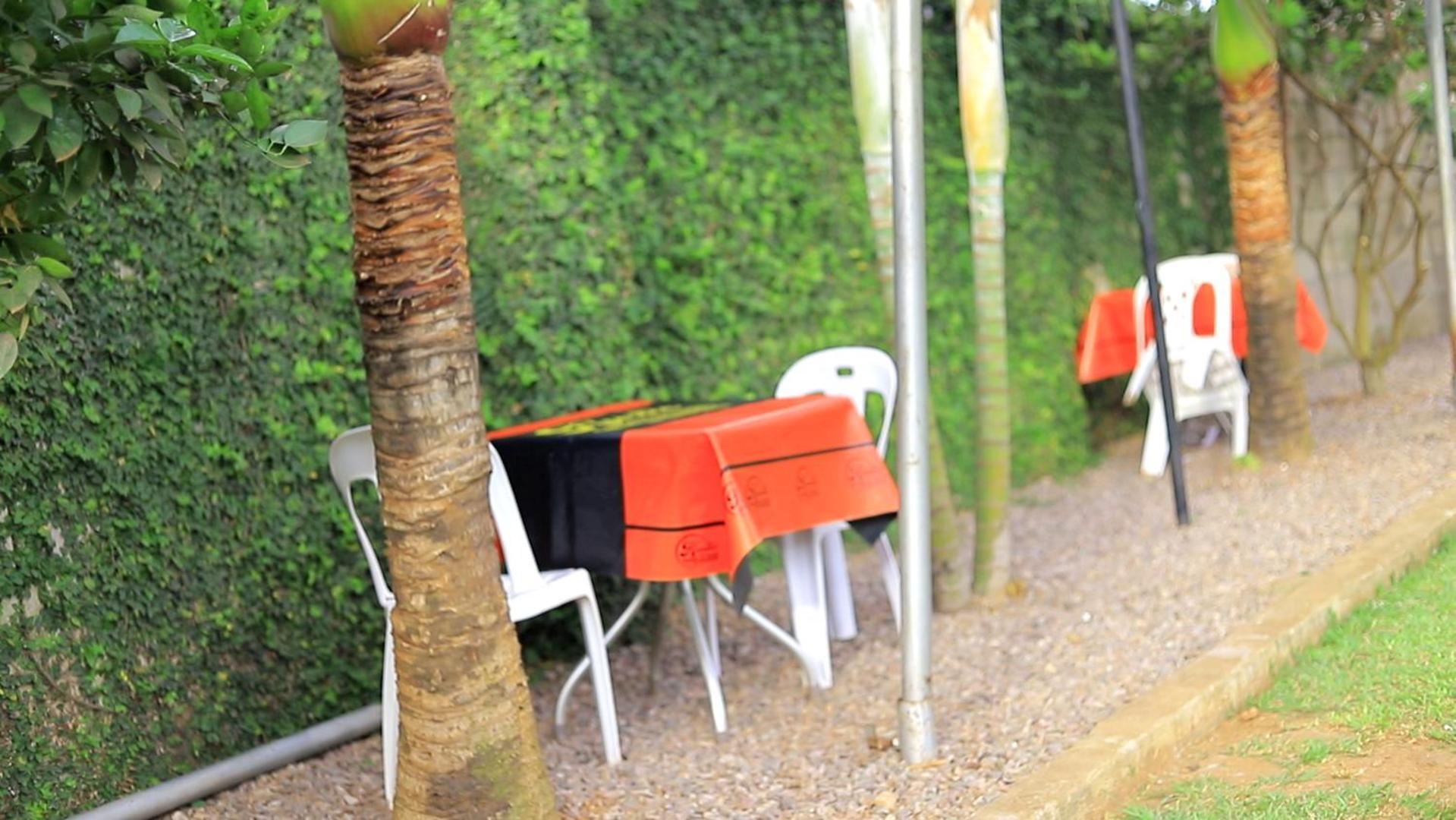Rustic Gardens Bed & Breakfast Kitunzi Lungujja Kampala Eksteriør billede