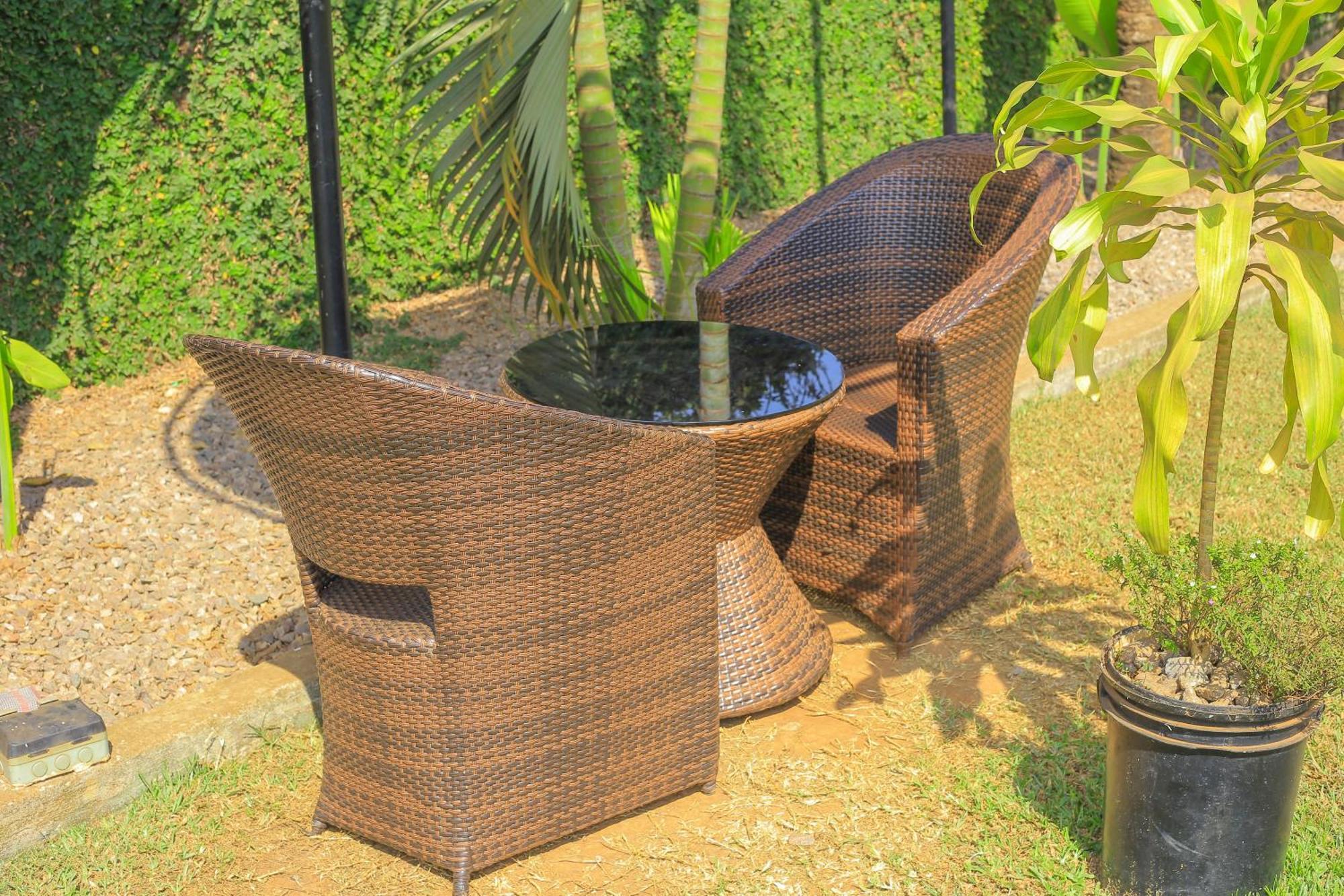 Rustic Gardens Bed & Breakfast Kitunzi Lungujja Kampala Eksteriør billede